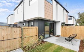 Brand New 3Br Home With Parking
